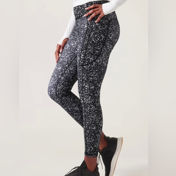 ATHLETA🖤 Black & White Marbled Athletic Leggings 🤍 (Size Small) - Picture 3 of 14